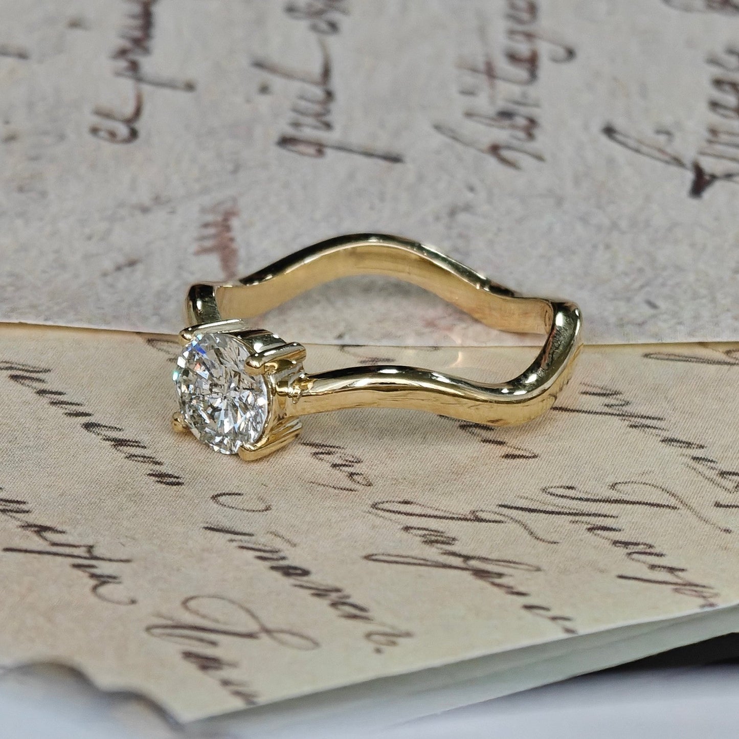 Le Bijoux Round Brilliant Cut Diamond Engagement Ring
