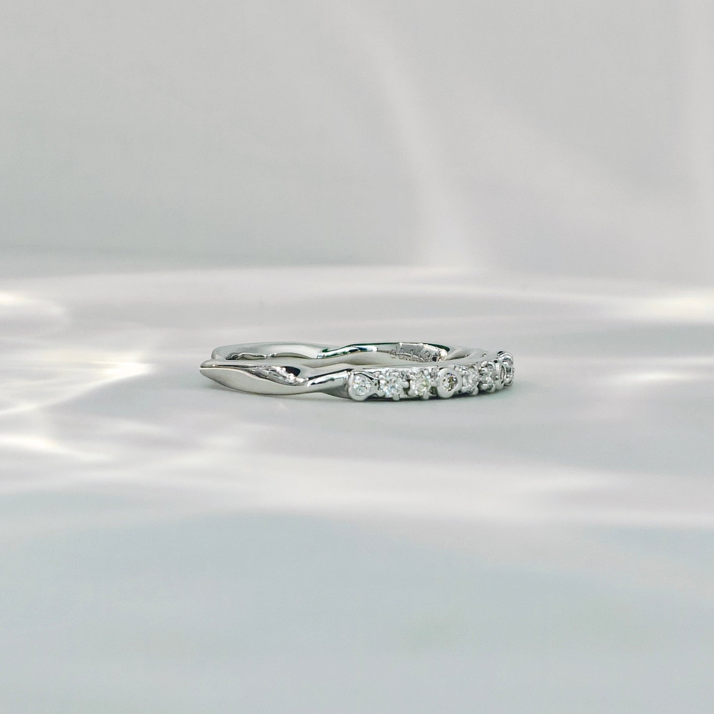 Round Diamond Engagement Ring (Bespoke Model)