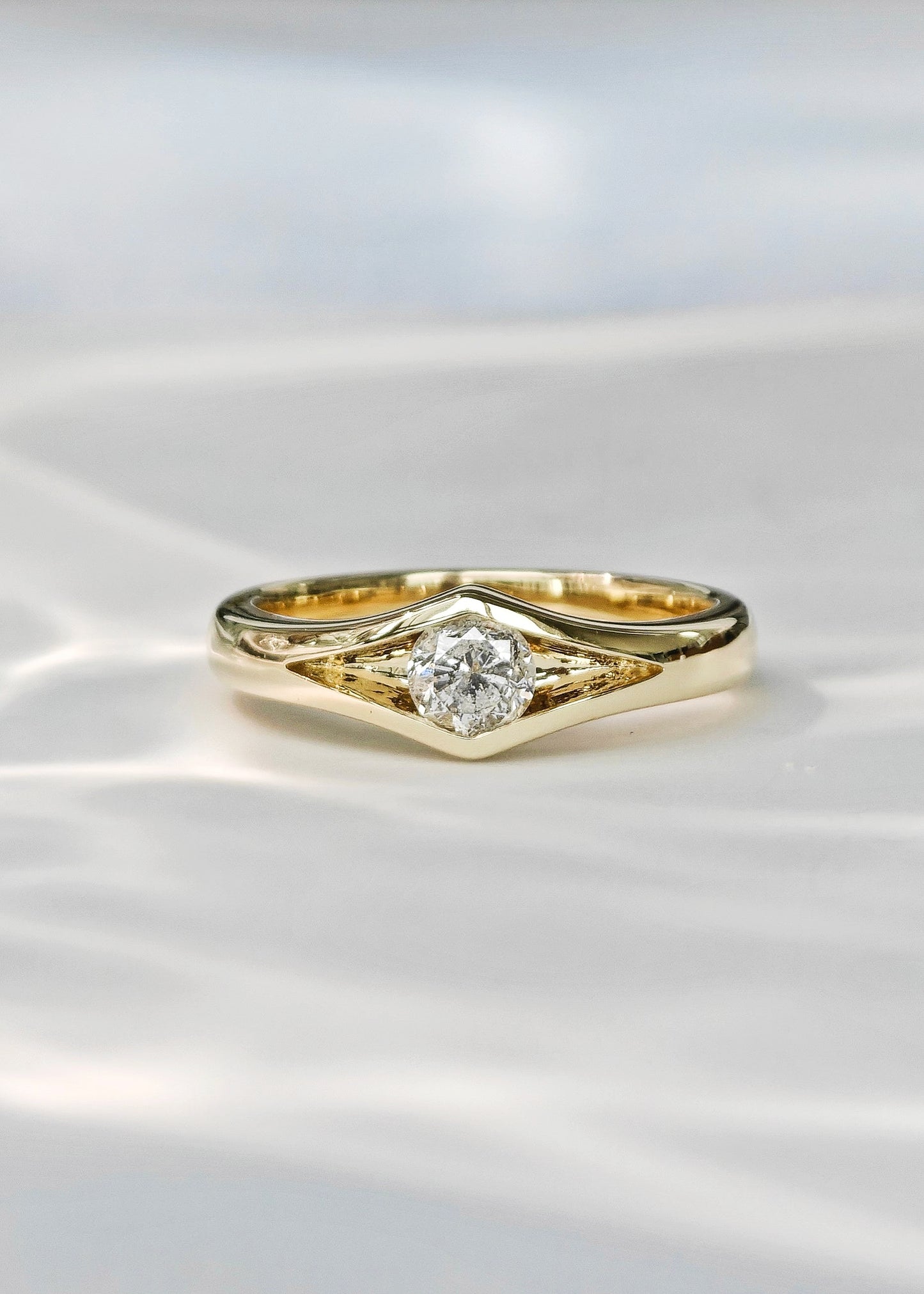 Round Cut Diamond Engagement Rings