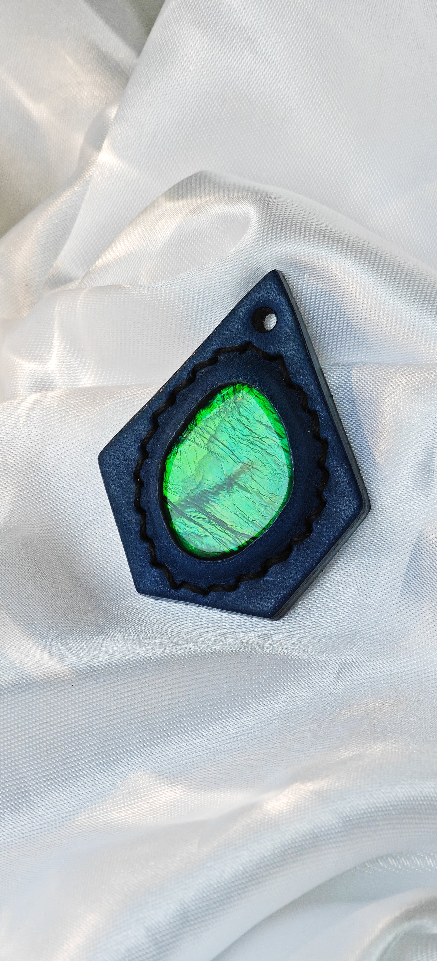 Fashion Code-Pueblo Frosted Leather and Ammolite Combine Personality and Luxury(Limited Sale)