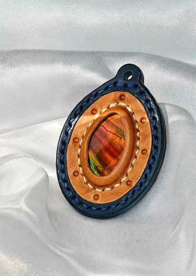 Oval Italian Buttero Vegetable Tanned Leather Ammolite Pendant