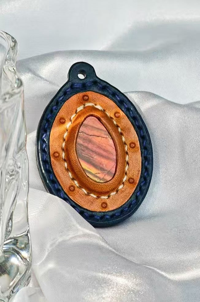 Oval Italian Buttero Vegetable Tanned Leather Ammolite Pendant