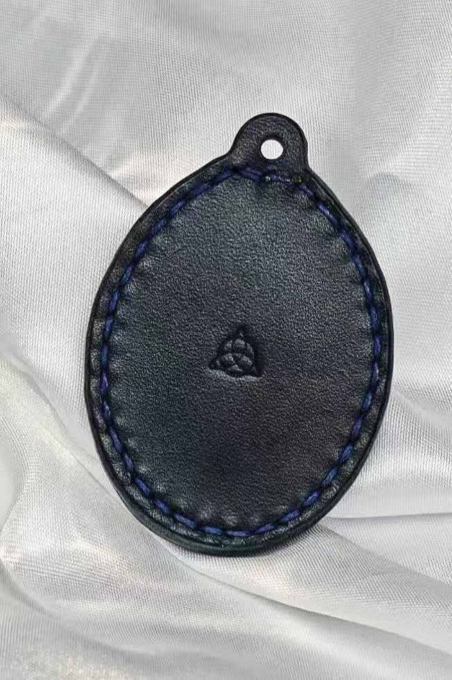 Oval Italian Buttero Vegetable Tanned Leather Ammolite Pendant