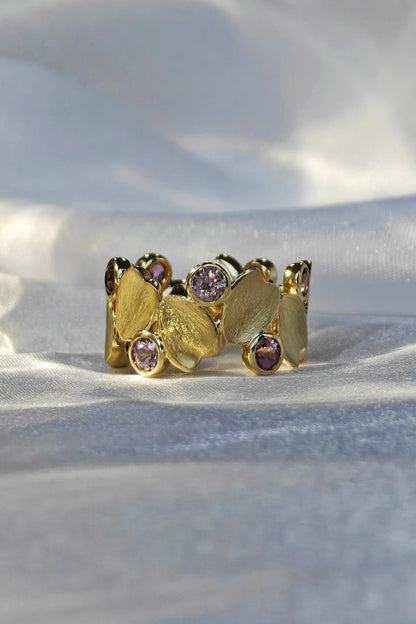 Sakura Sapphire Italian Brushed Finish Ring（Available Now）