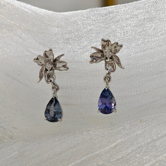 Blue Tanzanite Iris Earrings（Bespoke Model）