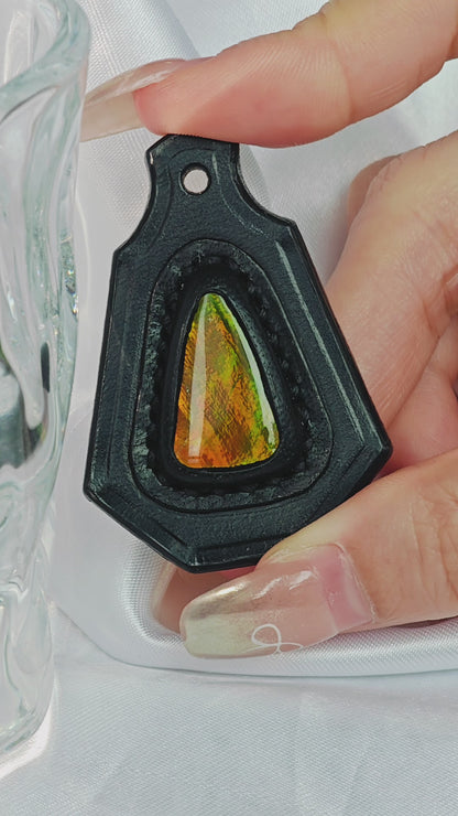 Handmade Italian Buttero Colored Top Layer Vegetable Tanned Leather Ammolite Pendant