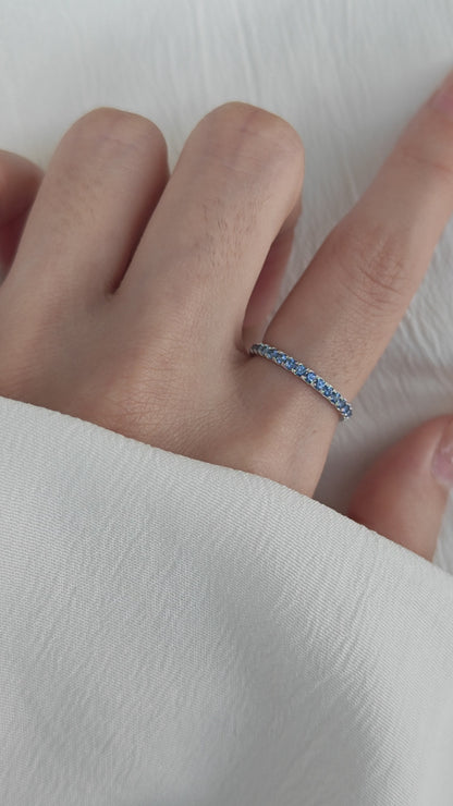 Round Cut Blue Sapphire Row Engagement Ring