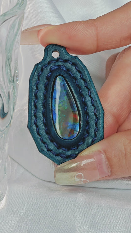 Handmade Italian Buttero Colored Top Layer Vegetable Tanned Leather Ammolite Pendant